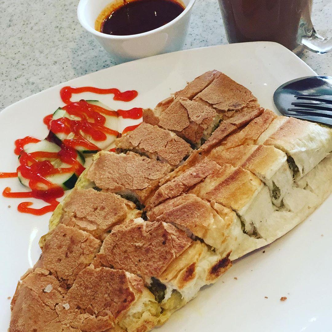 Mutton Roti John
