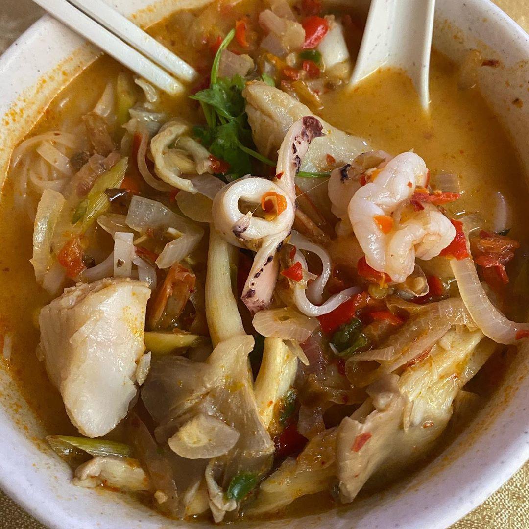 Tom Yum Seafood Noodle