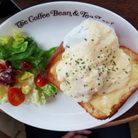 Salmon Brioche Eggs Ben