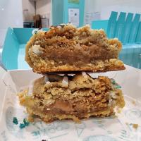 White Chocolate Macadamia