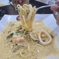 Tom Yum Seafood Linguine