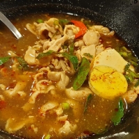 Tom Yum Chicken Slice with Rice